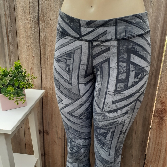 Reebok Power Playdry Leggings Size Small - Picture 4 of 14